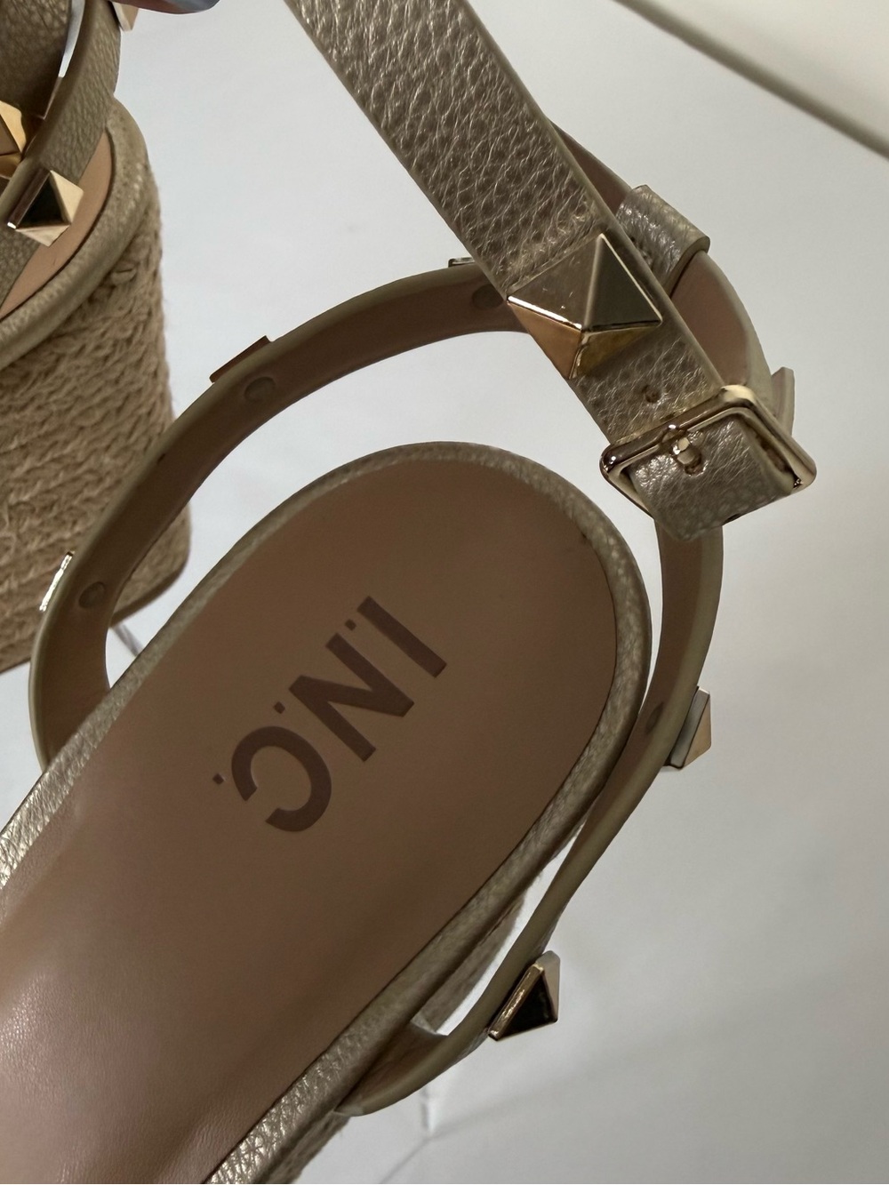 INC Gold Gladiator Wedge Sandals Size 11 – Chic & Statement Style 💛 - Picture 13 of 13